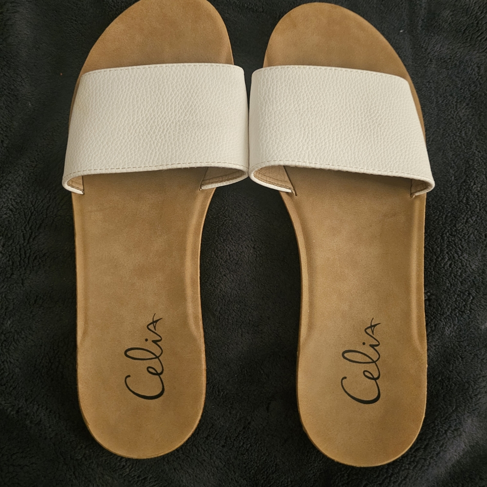 CeliaB Women's White Slide Sandals